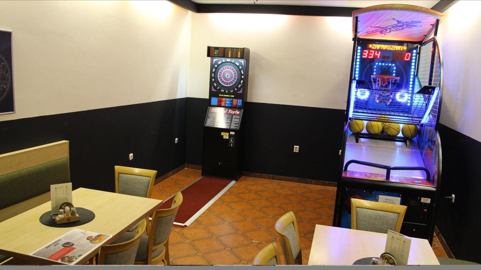 אופבה Penzion Raketa Bowling מראה חיצוני תמונה