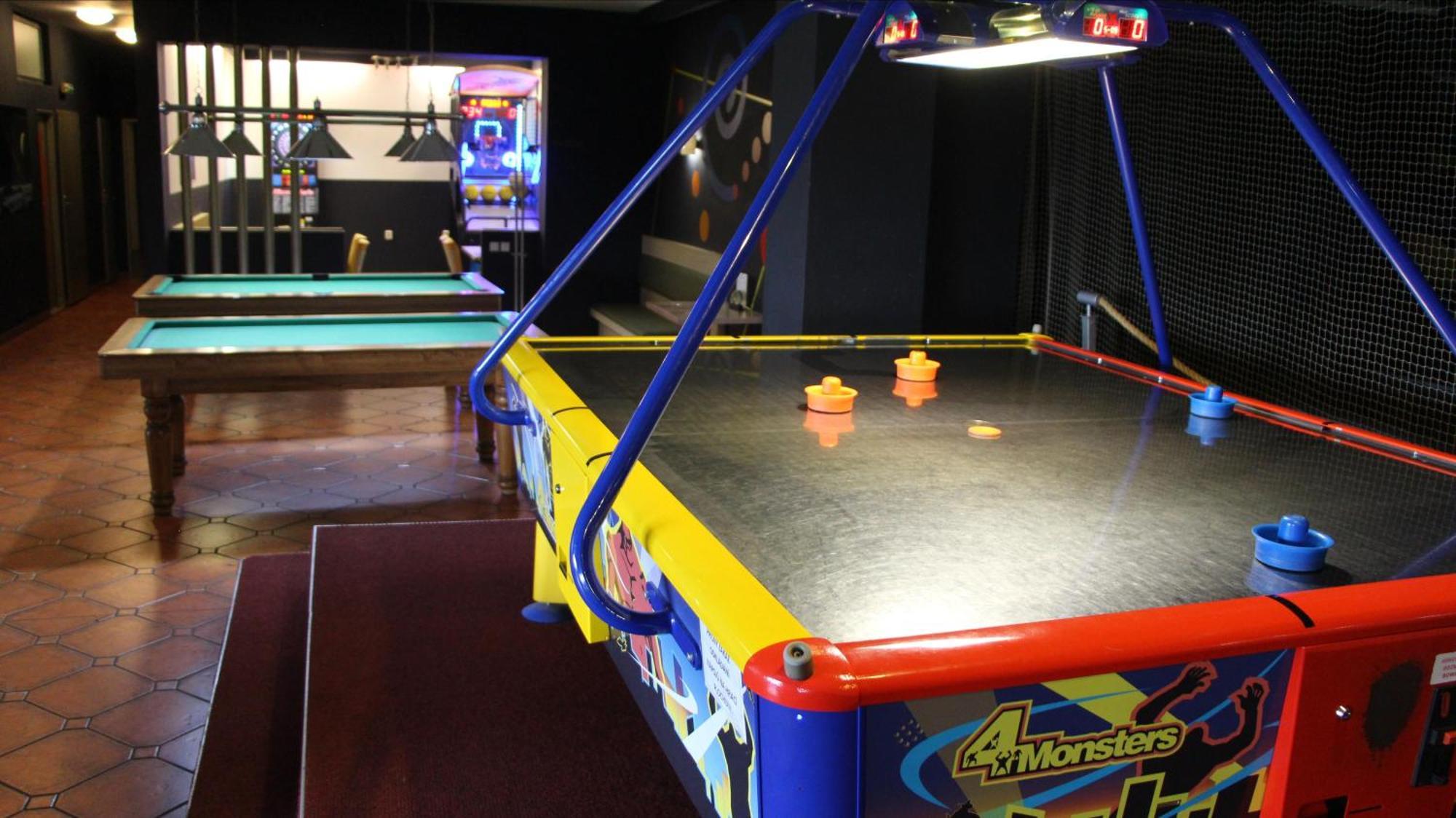 אופבה Penzion Raketa Bowling מראה חיצוני תמונה